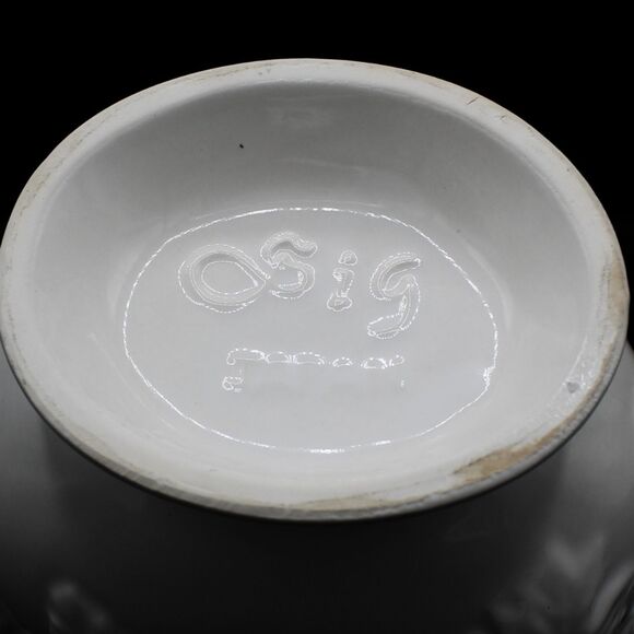 Vintage White Ceramic Gravy Boat Embossed Fruit Design Signature SIG Japan 24 oz - Picture 7 of 8